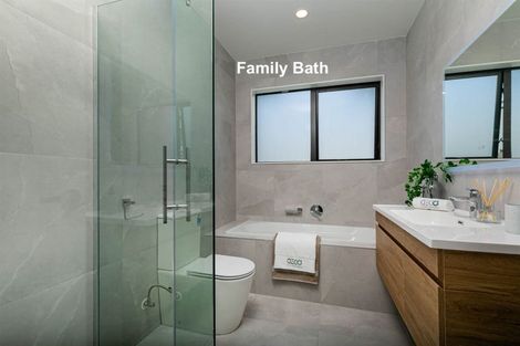 Photo of property in 19 Tautoru Avenue, Orewa, 0931