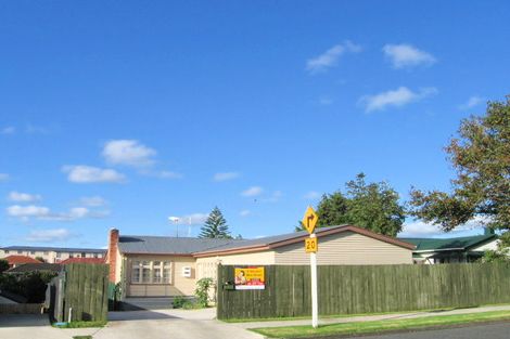 Photo of property in 16 Dreadon Avenue, Papatoetoe, Auckland, 2025