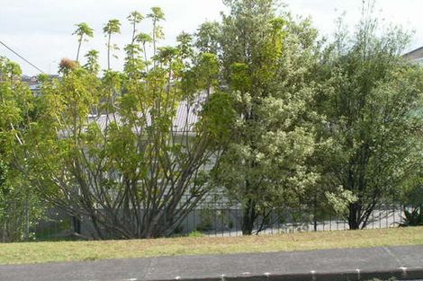 Photo of property in 1/23 Bond Crescent, Forrest Hill, Auckland, 0620
