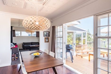 Photo of property in 12 Frances Street, Waikanae Beach, Waikanae, 5036