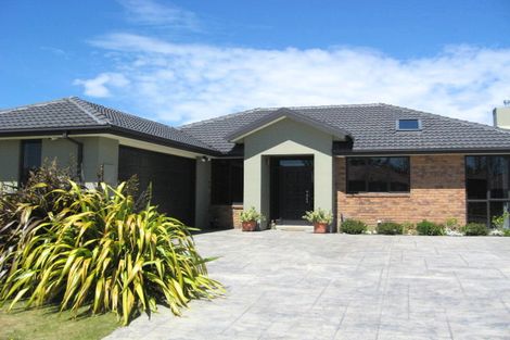 Photo of property in 15 Redfern Street, Northwood, Christchurch, 8051