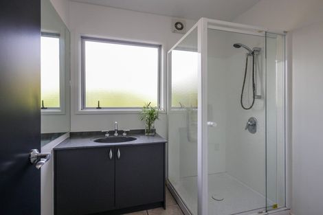 Photo of property in 8b Oakwood Place, Wanaka, 9305