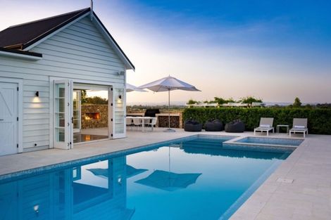 Photo of property in 337 Te Mata Road, Havelock North, 4294