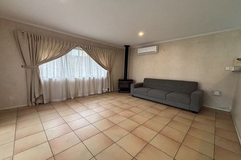 Photo of property in 2/15 Dunn Place, Farm Cove, Auckland, 2010