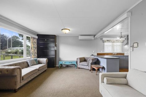 Photo of property in 13 Moir Street, Eltham, 4322