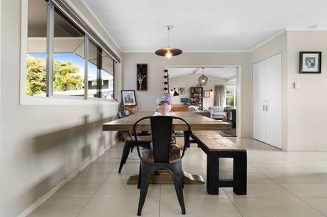 Photo of property in 5 Darroch Street, Fairy Springs, Rotorua, 3015