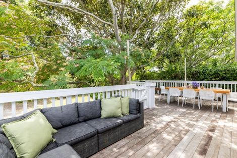 Photo of property in 51 Airini Road, Waimarama, 4294