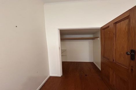 Photo of property in 39 Thompson Street, Mount Cook, Wellington, 6011