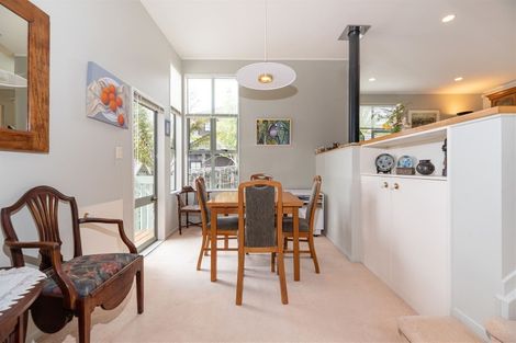 Photo of property in 2/16 Zion Road, Birkenhead, Auckland, 0626