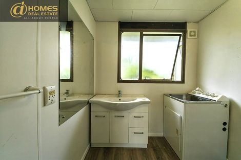 Photo of property in 5 Rosedale Road, Pinehill, Auckland, 0632