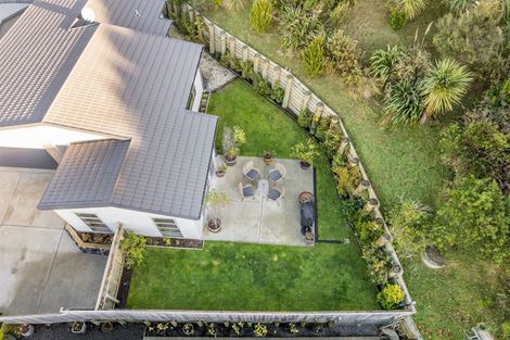 Photo of property in 14 Moonraker Place, Whitby, Porirua, 5024