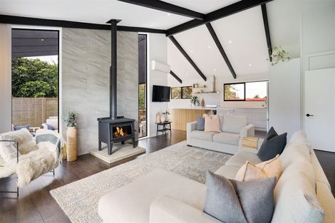 Photo of property in 211 Waikuku Beach Road, Waikuku, Rangiora, 7473