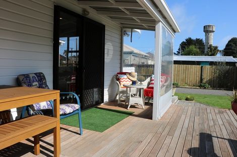 Photo of property in 5 Frances Street Foxton Horowhenua District