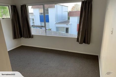 Photo of property in 54 Fruitvale Road, New Lynn, Auckland, 0600