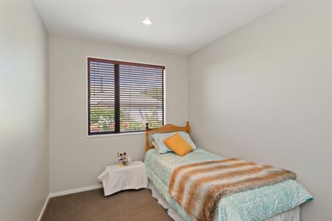 Photo of property in 18 Marble Wood Drive, Papanui, Christchurch, 8053