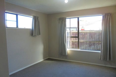 Photo of property in 51 Karnak Crescent, Russley, Christchurch, 8042