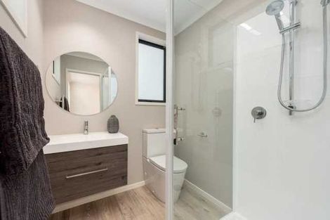 Photo of property in 194 Waitaha Road, Welcome Bay, Tauranga, 3112