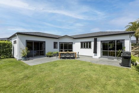 Photo of property in 4 Portland Place, Poraiti, Napier, 4112