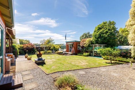 Photo of property in 537 Richmond Road, Lepperton, New Plymouth, 4373