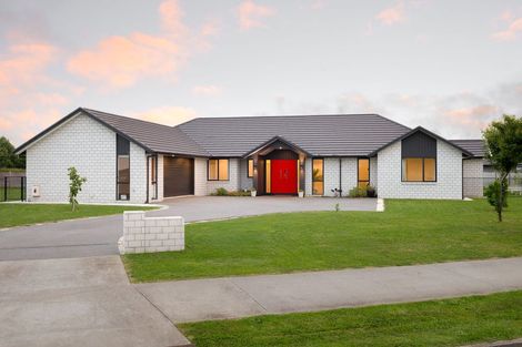 Photo of property in 60 Whare Marama Drive, Leamington, Cambridge, 3432