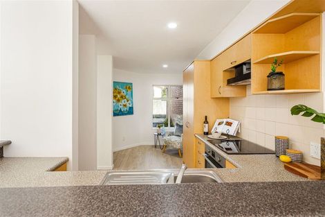 Photo of property in 4/23 Charlenne Close, Ranui, Auckland, 0612