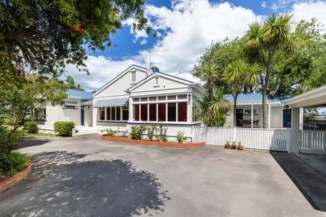 Photo of property in 11 Thompson Road, Bluff Hill, Napier, 4110