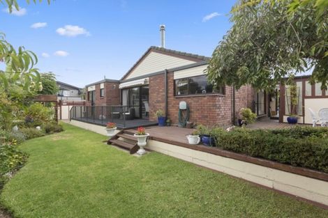 Photo of property in 10 Takahe Place, Matua, Tauranga, 3110