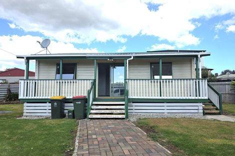 Photo of property in 21 Tranent Road, Mangere, Auckland, 2022