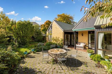 Photo of property in 34b Memorial Avenue, Ilam, Christchurch, 8053