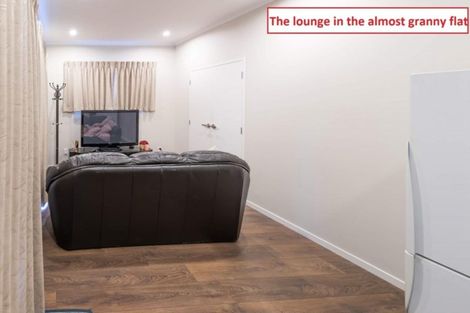 Photo of property in 10 Veneta Close, Flat Bush, Auckland, 2019