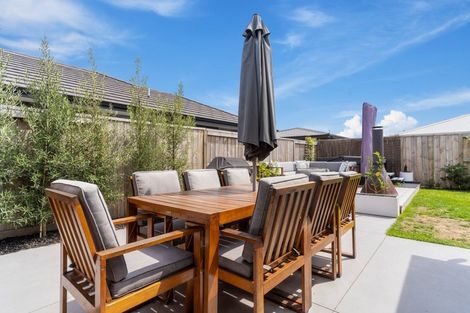 Photo of property in 14 Furlong Road, Papamoa, 3118