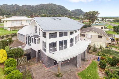 Photo of property in 2 Pollen Street, Matata, Whakatane, 3194