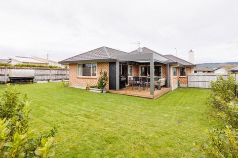 Photo of property in 163 Pacific Drive, Fitzherbert, Palmerston North, 4410
