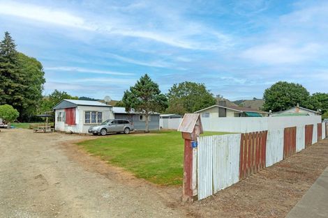 Photo of property in 10 Kipling Road, Te Karaka, 4022