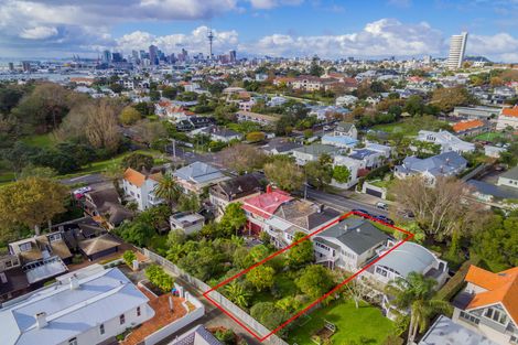 Photo of property in 45 Sarsfield Street, Herne Bay, Auckland, 1011