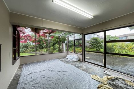 Photo of property in 12b Lewis Street, Blockhouse Bay, Auckland, 0600