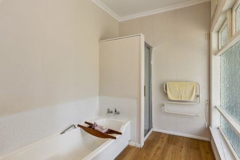 Photo of property in 24 Read Street, Levin, 5510