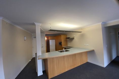 Photo of property in Endeavour Apartments, 6/125 Thorndon Quay, Pipitea, Wellington, 6011