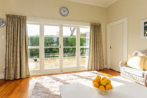 Photo of property in 604 Lascelles Street, Saint Leonards, Hastings, 4120