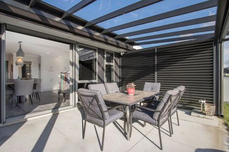 Photo of property in 6 Herring Place, Omokoroa, 3114