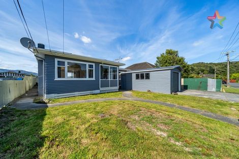 Photo of property in 11 Russell Road, Wainuiomata, Lower Hutt, 5014