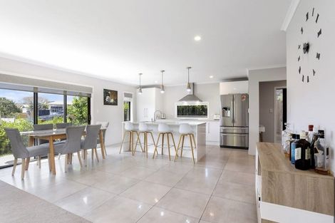 Photo of property in 24a Tasman Drive, Opaheke, Papakura, 2113