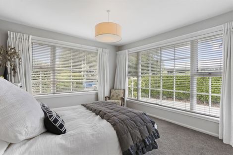 Photo of property in 35 Grahams Road, Ilam, Christchurch, 8041