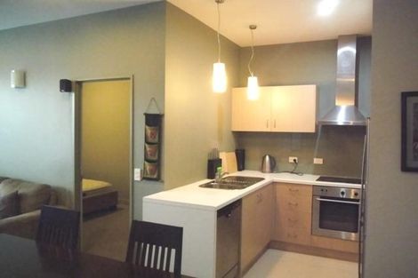 Photo of property in City Lodge Apartments, 401/115 Vivian Street, Te Aro, Wellington, 6011