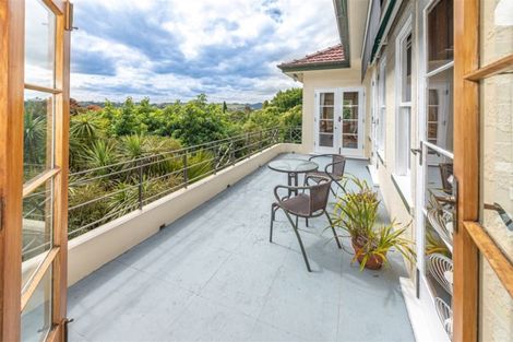 Photo of property in 27 Mount View Road, Bastia Hill, Whanganui, 4500