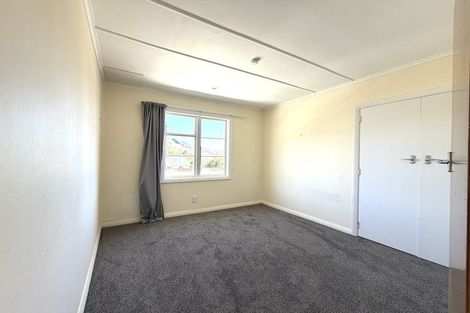 Photo of property in 11 Winara Avenue, Waikanae, 5036