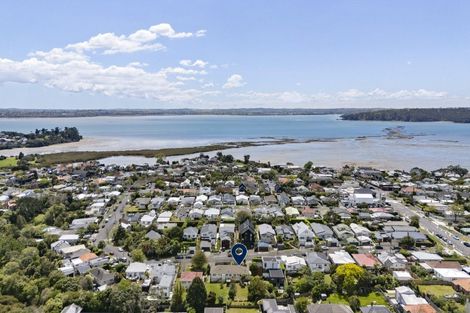 Photo of property in 14 Westmere Crescent, Westmere, Auckland, 1022
