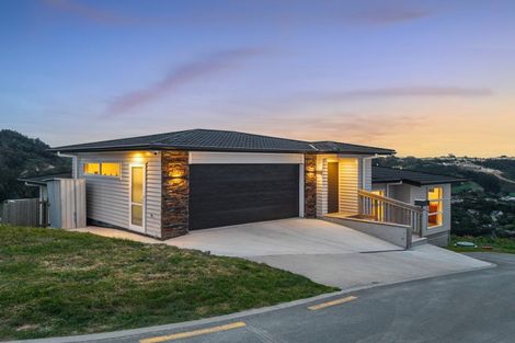 Photo of property in 6 Stunsail Lane, Whitby, Porirua, 5024