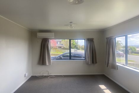 Photo of property in 25 Aspiring Avenue, Clover Park, Auckland, 2019