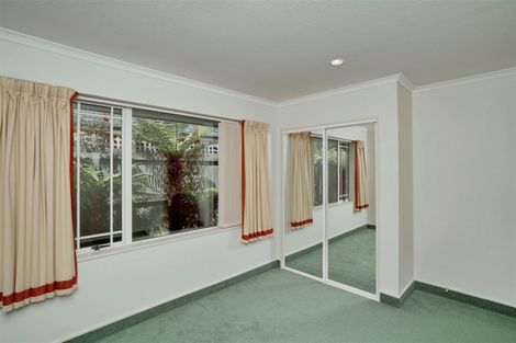 Photo of property in 15 Basil Place, Mount Pleasant, Christchurch, 8081